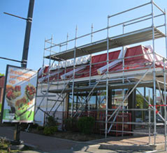 Access to the facade